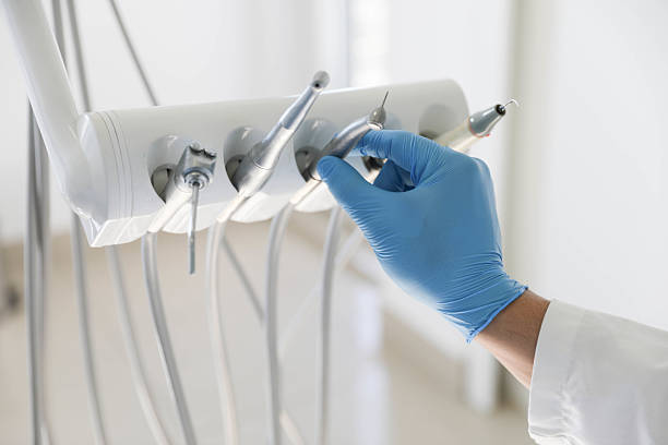 Professional Wisdom Tooth Removal technician working in East Shoreham, NY